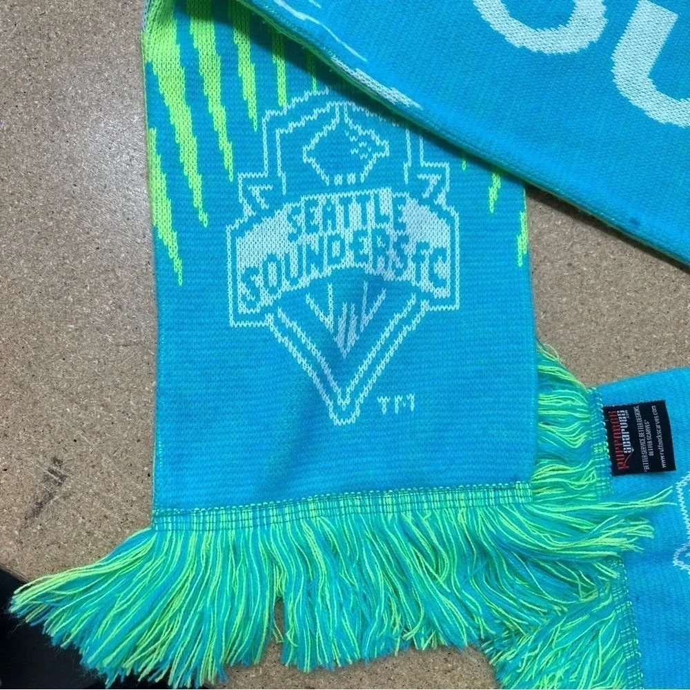 Seattle Sounders FC 2012 Junior Alliance Soccer Scarf Ruffneck Blue Green Fringe